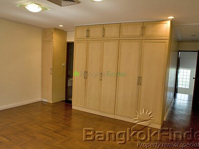 Sukhumvit Phrom Phong, Phrom Phong, Bangkok, Thailand, 4 Bedrooms Bedrooms, ,5 BathroomsBathrooms,House,For Rent,Sukhumvit Phrom Phong,9