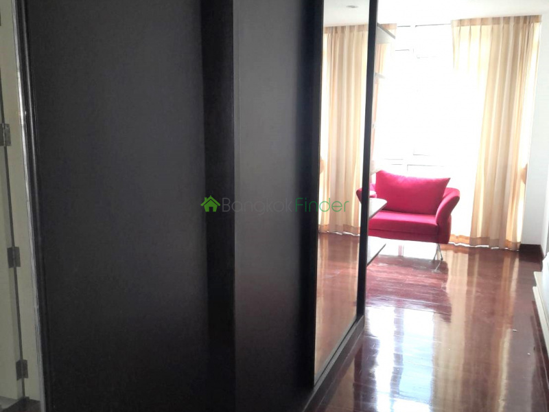 Sukhumvit Nana, Nana, Bangkok, Thailand, 2 Bedrooms Bedrooms, ,2 BathroomsBathrooms,Condo,For Rent,Urbana 15,Sukhumvit Nana,13