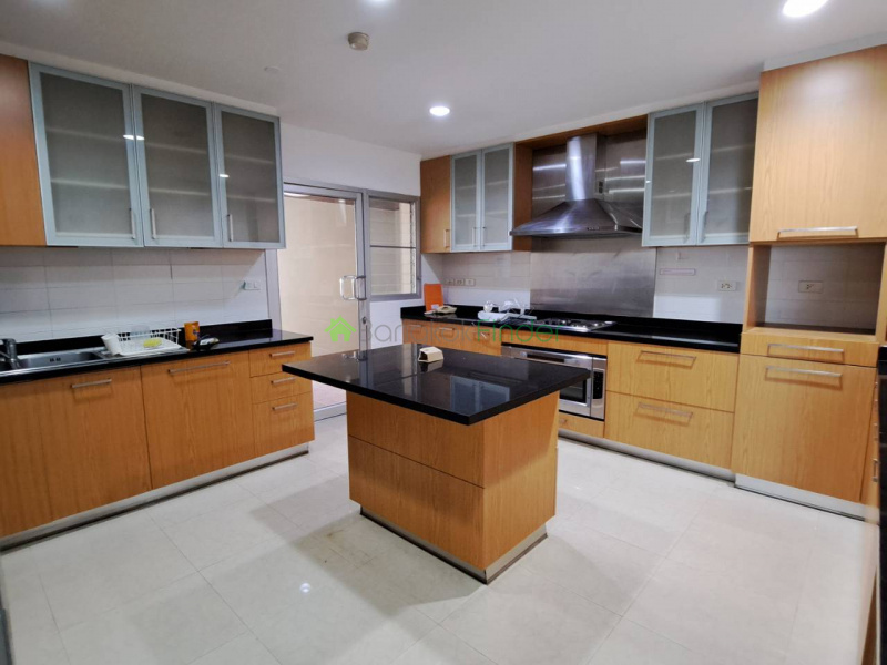 Sukhumvit Phrom Phong, Phrom Phong, Bangkok, Thailand, 4 Bedrooms Bedrooms, ,4 BathroomsBathrooms,Condo,For Rent,Bangkok View Tower,Sukhumvit Phrom Phong,31