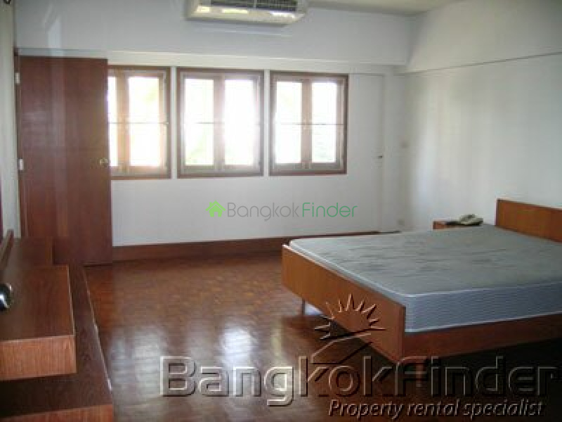 Ploenchit-Chidlom, Ploenchit, Bangkok, Thailand, 2 Bedrooms Bedrooms, ,2 BathroomsBathrooms,Condo,For Rent,White Court,Ploenchit-Chidlom,42