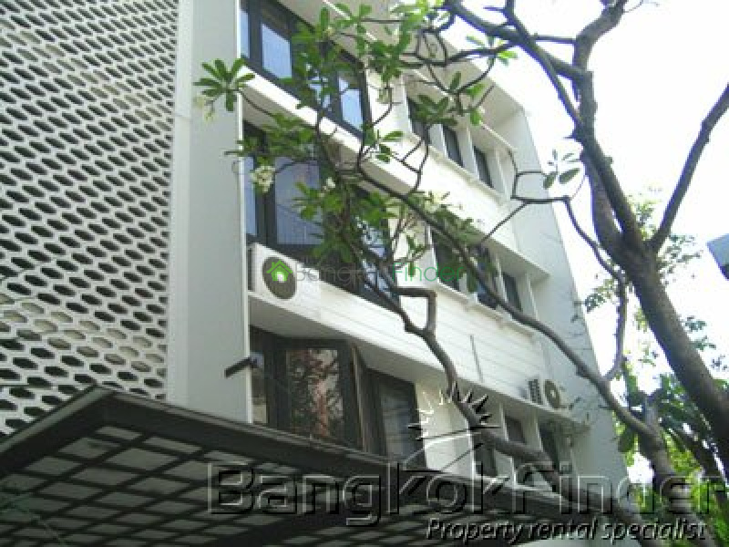 Ploenchit-Chidlom, Ploenchit, Bangkok, Thailand, 2 Bedrooms Bedrooms, ,2 BathroomsBathrooms,Condo,For Rent,White Court,Ploenchit-Chidlom,42
