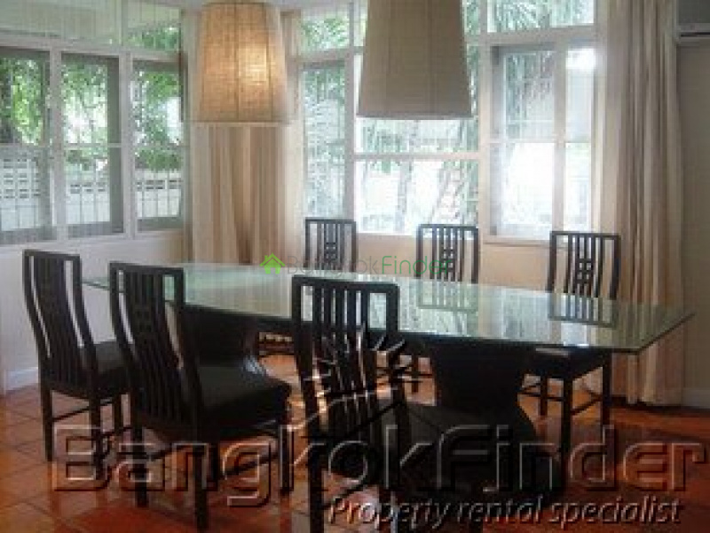 Ploenchit-Chidlom, Ploenchit, Bangkok, Thailand, 3 Bedrooms Bedrooms, ,3 BathroomsBathrooms,Condo,For Rent,Siri Apartment,Ploenchit-Chidlom,48