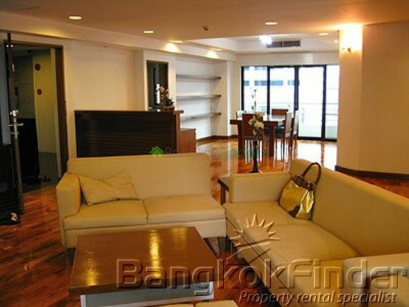 Sukhumvit Asoke, Asoke, Bangkok, Thailand, 3 Bedrooms Bedrooms, ,3 BathroomsBathrooms,Condo,For Rent,Cosmo Villa,Sukhumvit Asoke,50