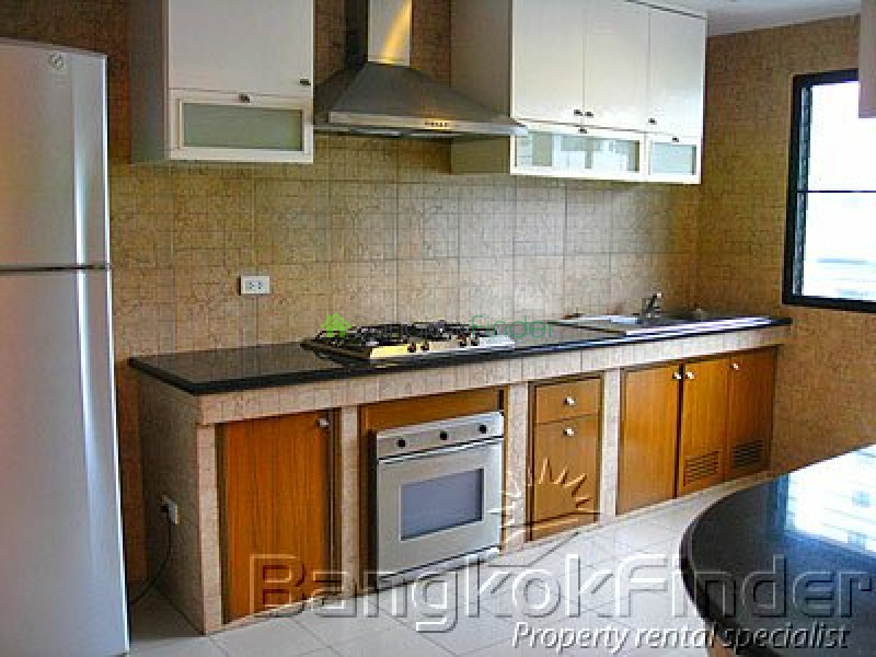 Sukhumvit Asoke, Asoke, Bangkok, Thailand, 3 Bedrooms Bedrooms, ,3 BathroomsBathrooms,Condo,For Rent,Cosmo Villa,Sukhumvit Asoke,50