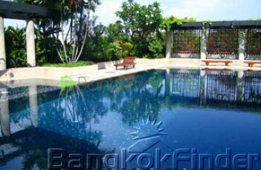 Soi Yenakard Sathorn, Sathorn, Bangkok, Thailand, 3 Bedrooms Bedrooms, ,3 BathroomsBathrooms,Condo,For Rent,Supreme Ville,Soi Yenakard Sathorn,70 Soi Yenakard Sathorn, Sathorn, Bangkok, Thailand, 3 Bedrooms Bedrooms, ,3 BathroomsBathrooms,Condo,For Rent,Supreme Ville,Soi Yenakard Sathorn,70