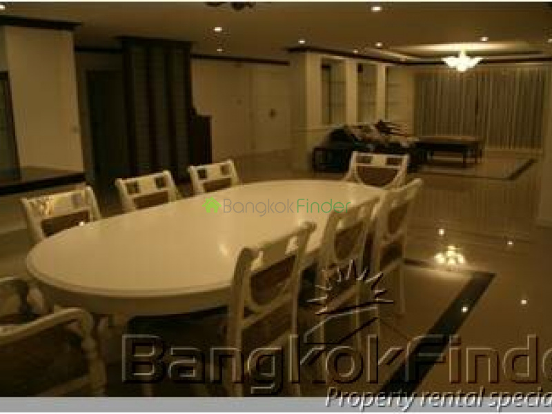 Sukhumvit Ekamai, Ekamai, Bangkok, Thailand, 3 Bedrooms Bedrooms, ,3 BathroomsBathrooms,Condo,For Rent,Regent II,Sukhumvit Ekamai,99