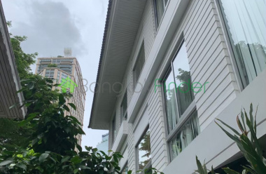 Sukhumvit Phrom Phong, Phrom Phong, Bangkok, Thailand, 3 Bedrooms Bedrooms, ,4 BathroomsBathrooms,Town House,For Rent,Sukhumvit Phrom Phong,108