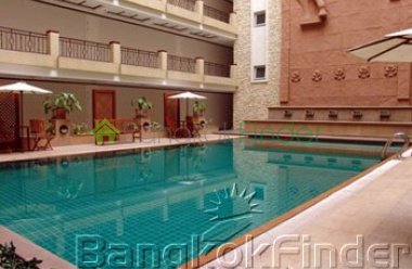 Sukhumvit Nana, Nana, Bangkok, Thailand, 2 Bedrooms Bedrooms, ,2 BathroomsBathrooms,Condo,For Rent,Wattana Suites,Sukhumvit Nana,165