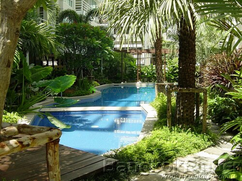 Sukhumvit Nana, Nana, Bangkok, Thailand, 2 Bedrooms Bedrooms, ,2 BathroomsBathrooms,Condo,For Rent,Siri 10,Sukhumvit Nana,168