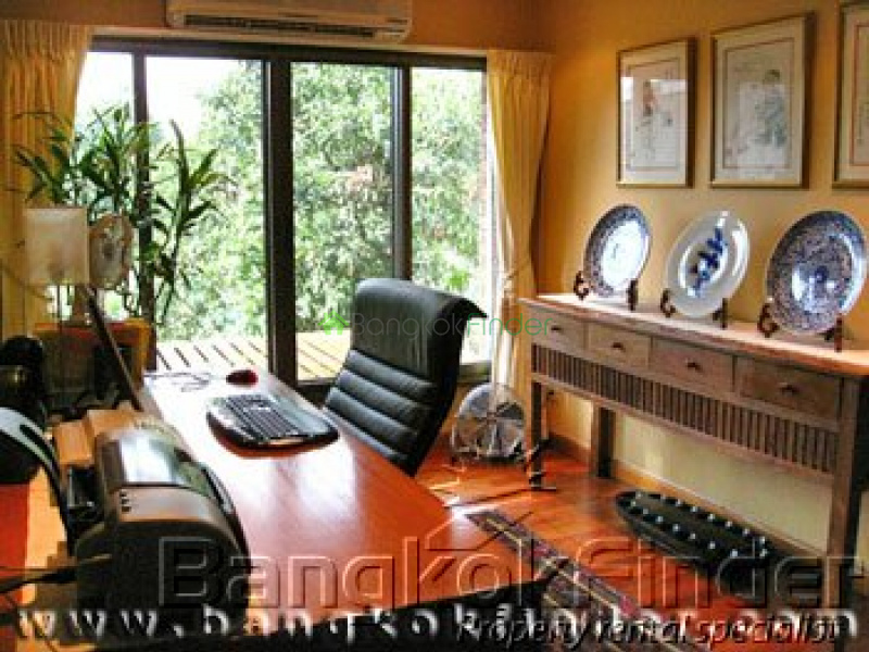 Sukhumvit-Phrom Phong, Phrom Phong, Bangkok, Thailand, 3 Bedrooms Bedrooms, ,4 BathroomsBathrooms,House,Sold,Sukhumvit-Phrom Phong,230