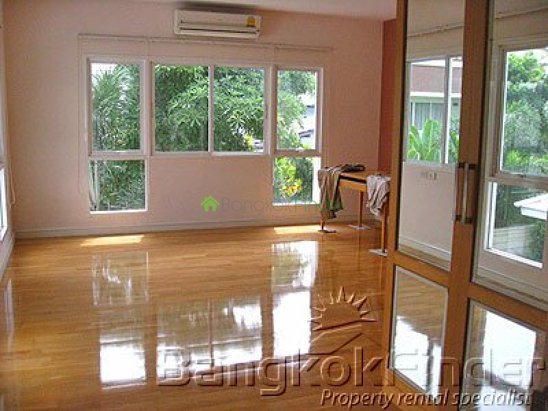 Sukhumvit-Thonglor, Thonglor, Bangkok, Thailand, 4 Bedrooms Bedrooms, ,5 BathroomsBathrooms,House,For Rent,Sukhumvit-Thonglor,254