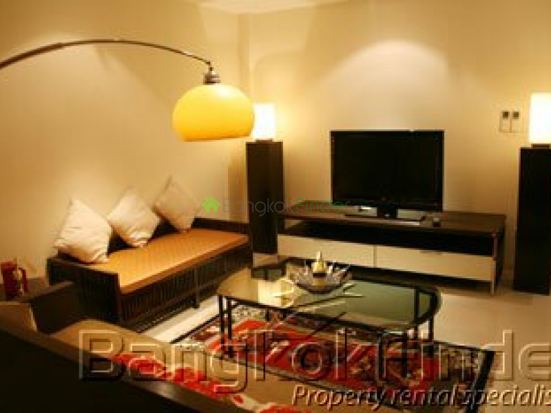 Ploenchit- Chidlom- Ploenchit- Bangkok- Thailand, 4 Bedrooms Bedrooms, ,3 BathroomsBathrooms,House,Rented,Ploenchit-Chidlom,281