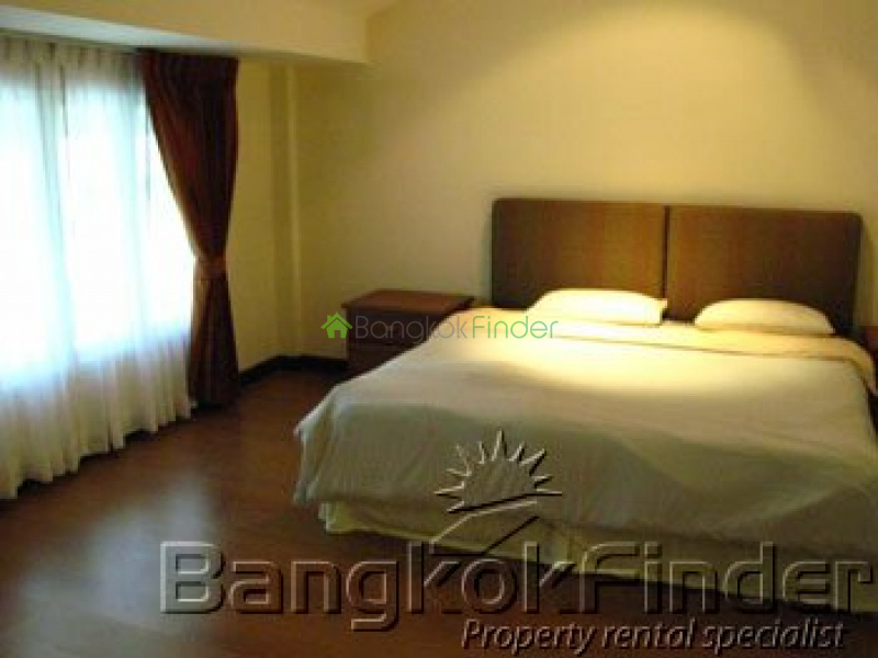 Ploenchit- Chidlom- Ploenchit- Bangkok- Thailand, 4 Bedrooms Bedrooms, ,3 BathroomsBathrooms,House,Rented,Ploenchit-Chidlom,281