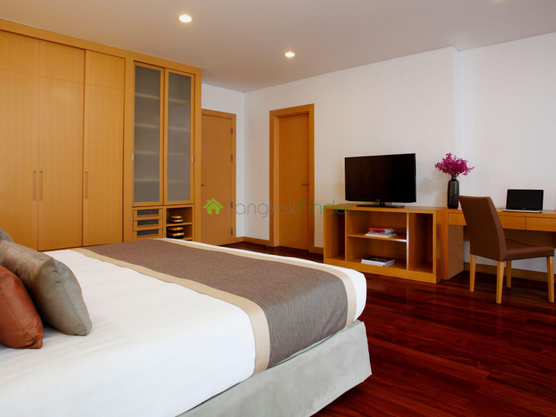 Sukhumvit-Ekamai, Ekamai, Bangkok, Thailand, 3 Bedrooms Bedrooms, ,3 BathroomsBathrooms,Condo,For Rent,Ekamai Garden,Sukhumvit-Ekamai,323