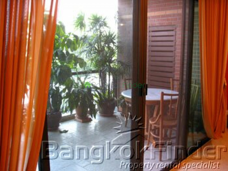 Sukhumvit-Ekamai, Ekamai, Bangkok, Thailand, 3 Bedrooms Bedrooms, ,4 BathroomsBathrooms,Condo,For Rent,Baan Ananda,Sukhumvit-Ekamai,333