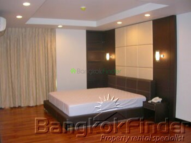 Sukhumvit-Ekamai, Ekamai, Bangkok, Thailand, 3 Bedrooms Bedrooms, ,3 BathroomsBathrooms,Condo,For Rent,Avenue 61,Sukhumvit-Ekamai,344
