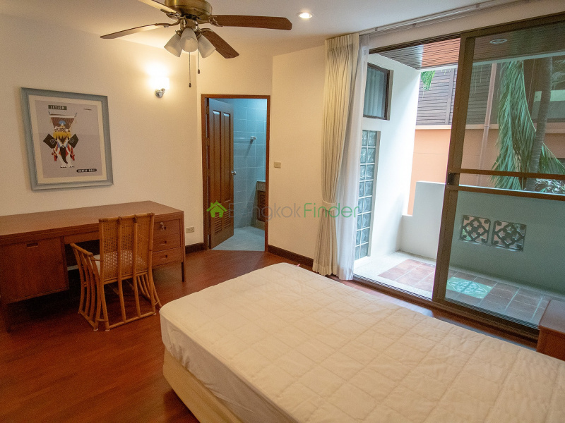 Sukhumvit-Phrom Phong, Phrom Phong, Bangkok, Thailand, 3 Bedrooms Bedrooms, ,3 BathroomsBathrooms,Condo,For Rent,Raintree Village,Sukhumvit-Phrom Phong,394