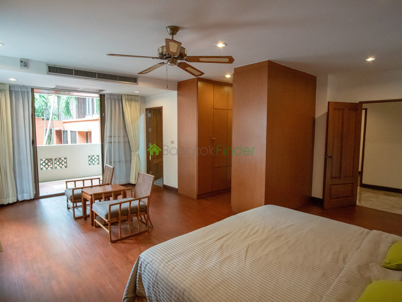 Sukhumvit-Phrom Phong, Phrom Phong, Bangkok, Thailand, 3 Bedrooms Bedrooms, ,3 BathroomsBathrooms,Condo,For Rent,Raintree Village,Sukhumvit-Phrom Phong,394