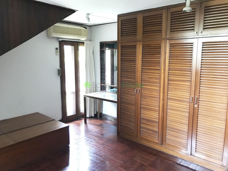 Sukhumvit-Phrom Phong, Phrom Phong, Bangkok, Thailand, 4 Bedrooms Bedrooms, ,5 BathroomsBathrooms,House,For Rent,Sukhumvit-Phrom Phong,410