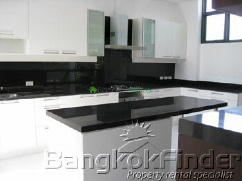 Sathorn, Sathorn, Bangkok, Thailand, 4 Bedrooms Bedrooms, ,4 BathroomsBathrooms,Condo,For Rent,Praphai House,Sathorn,415