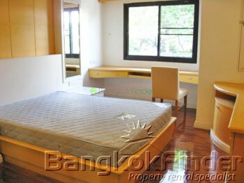 Sukhumvit-Asoke, Asoke, Bangkok, Thailand, 3 Bedrooms Bedrooms, ,3 BathroomsBathrooms,Condo,For Rent,Cosmo Villa,Sukhumvit-Asoke,440