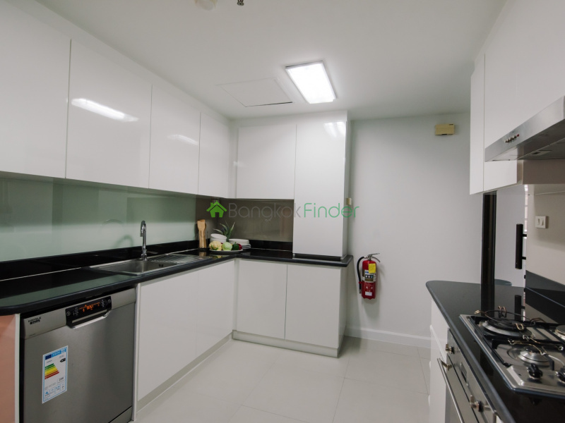 Sukhumvit-Asoke, Asoke, Bangkok, Thailand, 3 Bedrooms Bedrooms, ,3 BathroomsBathrooms,Condo,For Rent,Mayfair Garden,Sukhumvit-Asoke,443