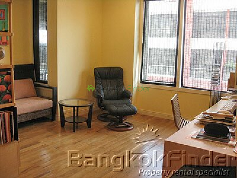 Silom, Silom, Bangkok, Thailand, 3 Bedrooms Bedrooms, ,3 BathroomsBathrooms,Condo,For Rent,Royal Saladaeng,Silom,470