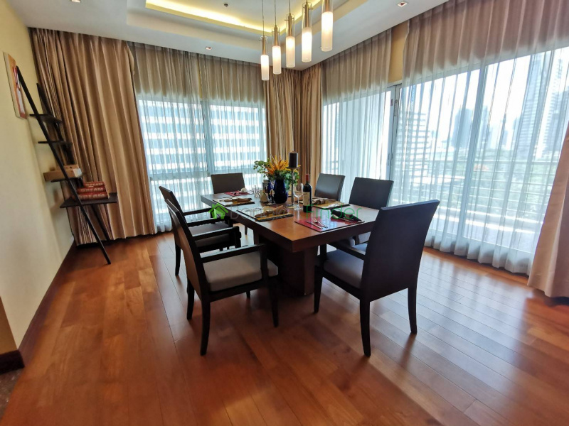 1 Wireless Road, Ploenchit, Bangkok, Thailand, 3 Bedrooms Bedrooms, ,4 BathroomsBathrooms,Condo,For Rent,Royal Residence Park,Wireless Road,475