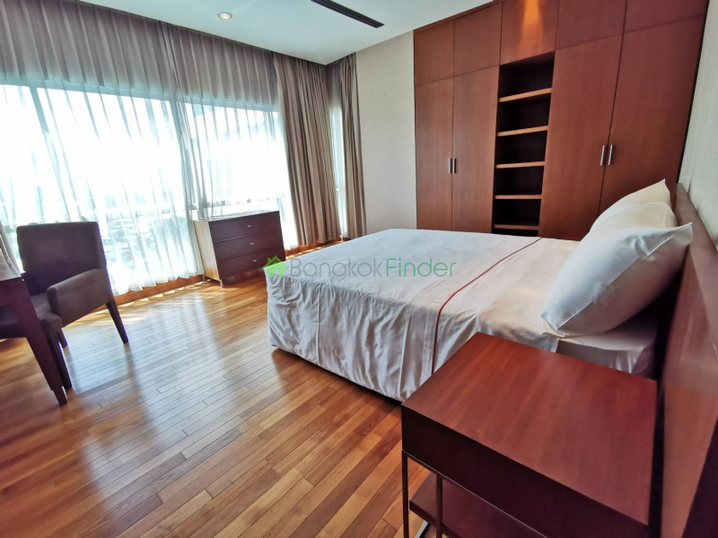 1 Wireless Road, Ploenchit, Bangkok, Thailand, 3 Bedrooms Bedrooms, ,4 BathroomsBathrooms,Condo,For Rent,Royal Residence Park,Wireless Road,475