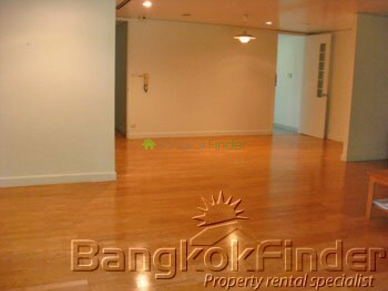 Sathorn, Sathorn, Bangkok, Thailand, 4 Bedrooms Bedrooms, ,5 BathroomsBathrooms,Condo,For Rent,Tipamas Suites,Sathorn,491