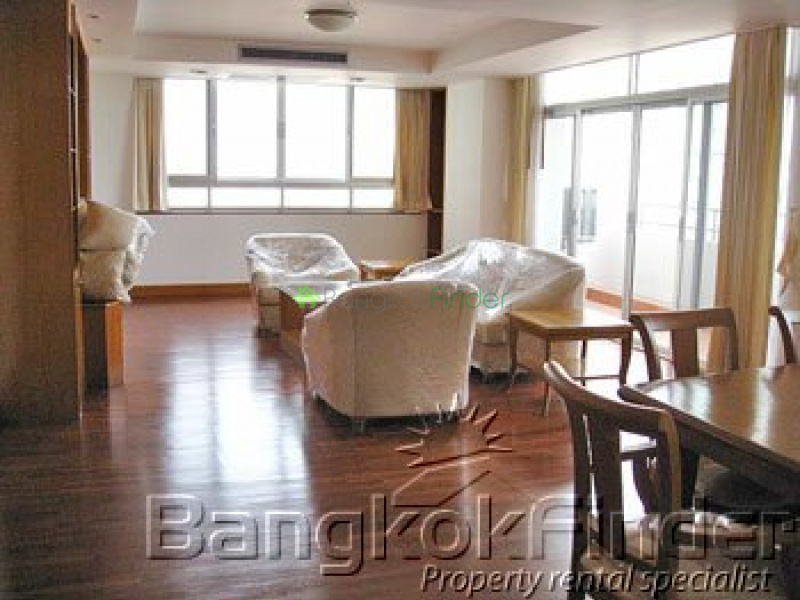 Sukhumvit-Phrom Phong, Phrom Phong, Bangkok, Thailand, 3 Bedrooms Bedrooms, ,4 BathroomsBathrooms,Condo,For Rent,Krungthep Thani,Sukhumvit-Phrom Phong,496