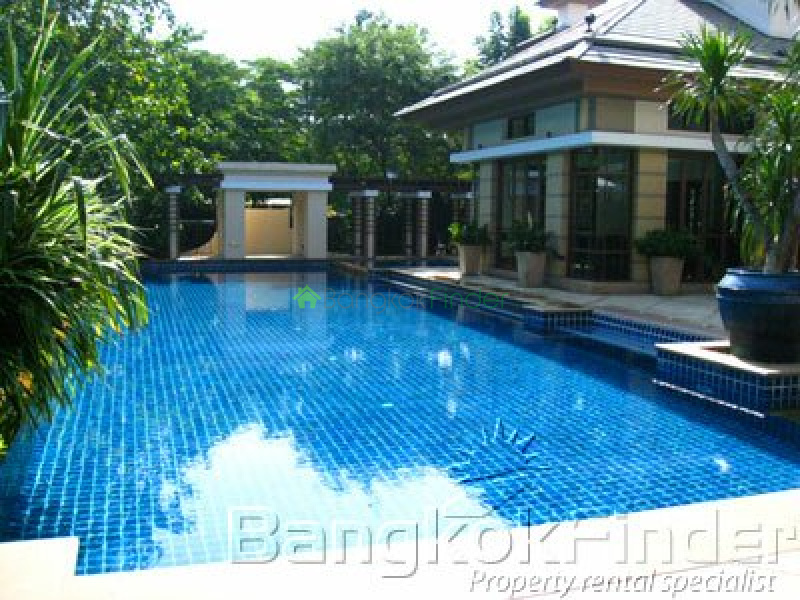 Sukhumvit-Phra Kanong, Phra Khanong, Bangkok, Thailand, 4 Bedrooms Bedrooms, ,4 BathroomsBathrooms,House,For Rent,Sukhumvit-Phra Kanong,505