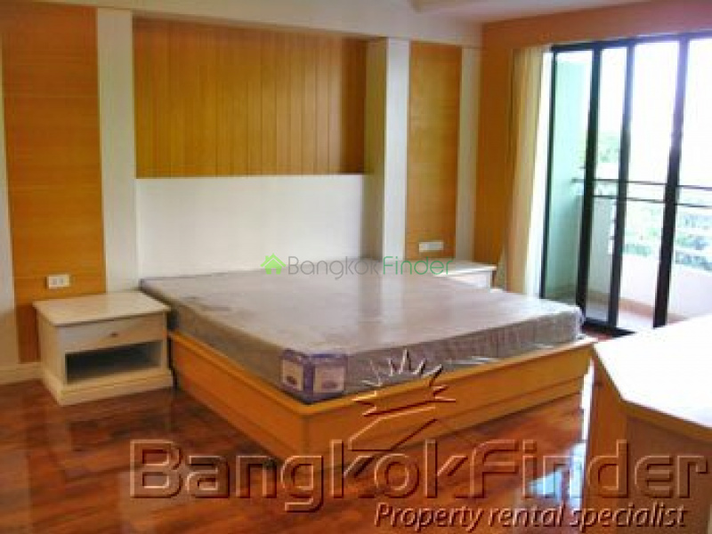 Sukhumvit-Asoke, Asoke, Bangkok, Thailand, 3 Bedrooms Bedrooms, ,3 BathroomsBathrooms,Condo,For Rent,Cosmo Villa,Sukhumvit-Asoke,520
