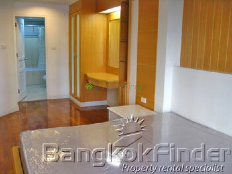 Sukhumvit-Asoke, Asoke, Bangkok, Thailand, 3 Bedrooms Bedrooms, ,3 BathroomsBathrooms,Condo,For Rent,Cosmo Villa,Sukhumvit-Asoke,520