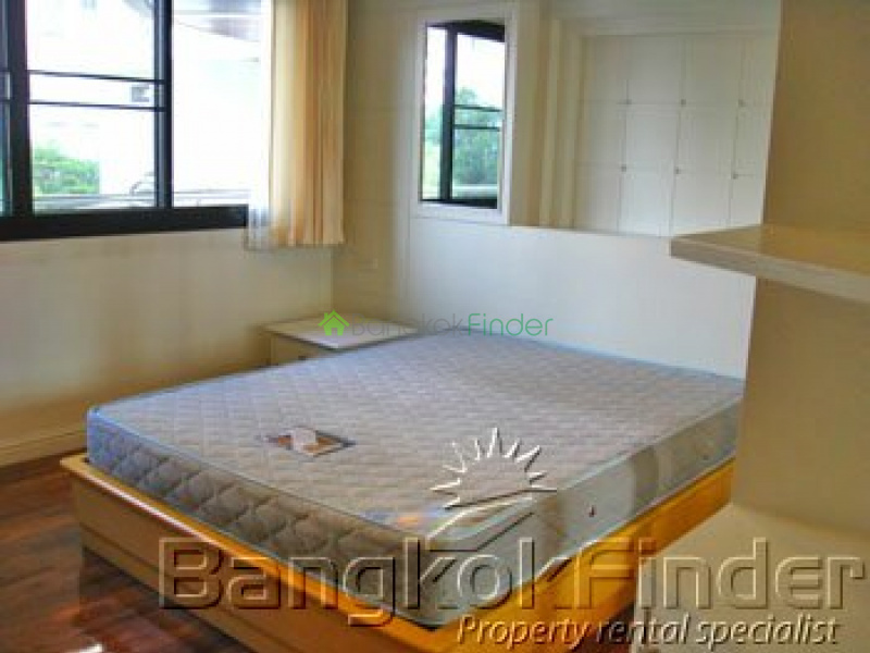 Sukhumvit-Asoke, Asoke, Bangkok, Thailand, 3 Bedrooms Bedrooms, ,3 BathroomsBathrooms,Condo,For Rent,Cosmo Villa,Sukhumvit-Asoke,520