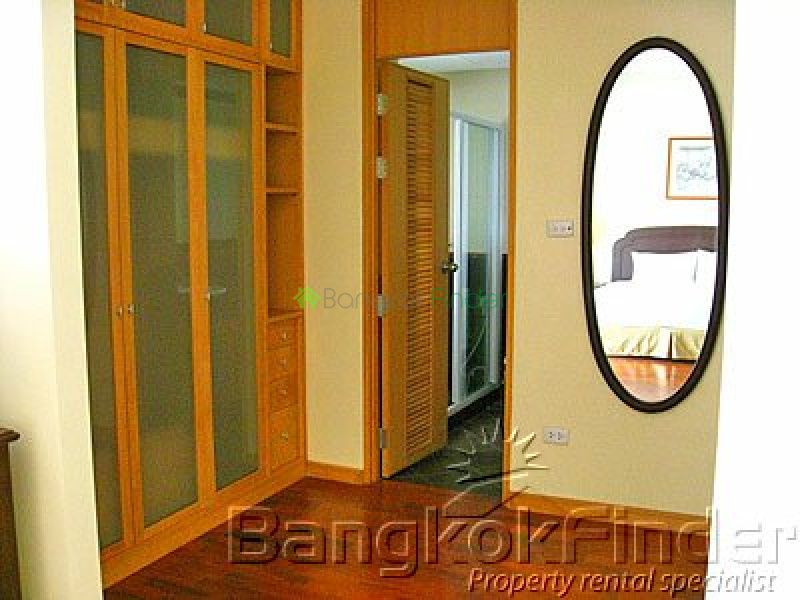 Soi Ngamduplee, Sathorn, Bangkok, Thailand, 3 Bedrooms Bedrooms, ,3 BathroomsBathrooms,Condo,For Rent,Esmeralda Apartments,Soi Ngamduplee,573