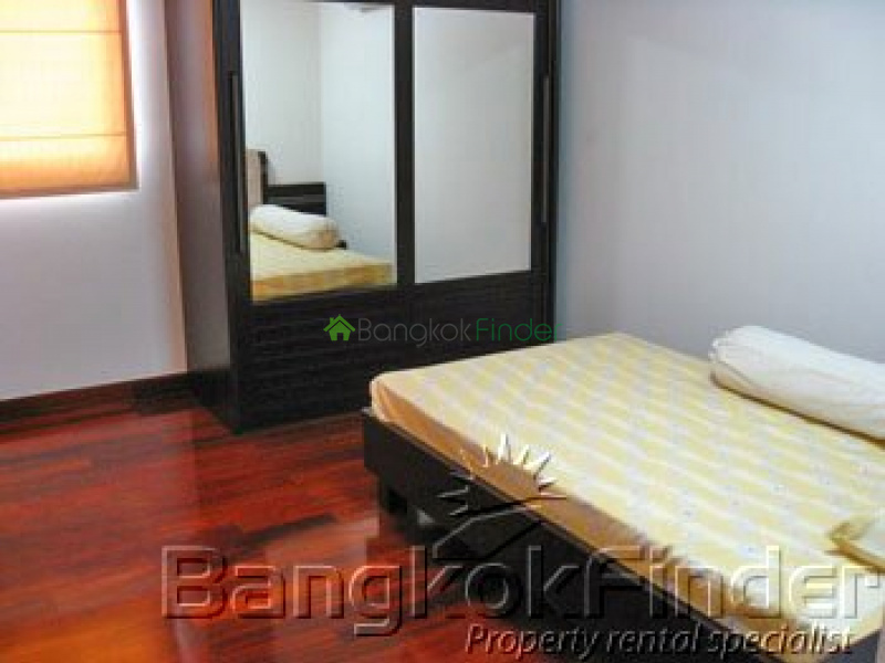 Sukhumvit-Nana, Nana, Bangkok, Thailand, 2 Bedrooms Bedrooms, ,2 BathroomsBathrooms,Condo,For Rent,Urbana 15,Sukhumvit-Nana,583