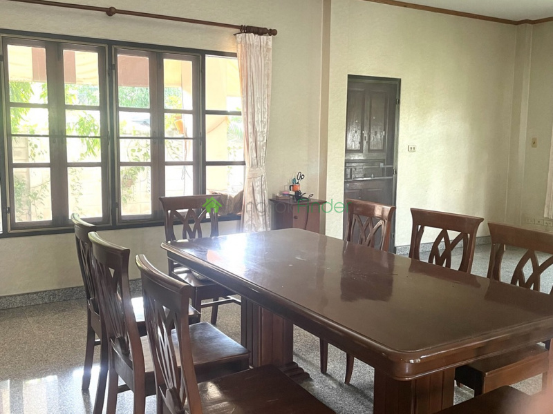 71 Sukhumvit, Phra Khanong, Bangkok, Thailand, 3 Bedrooms Bedrooms, ,3 BathroomsBathrooms,House,For Rent,Sukhumvit,615