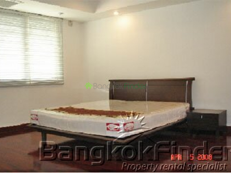 Sukhumvit-Nana, Nana, Bangkok, Thailand, 2 Bedrooms Bedrooms, ,2 BathroomsBathrooms,Condo,For Rent,Newton Tower,Sukhumvit-Nana,622