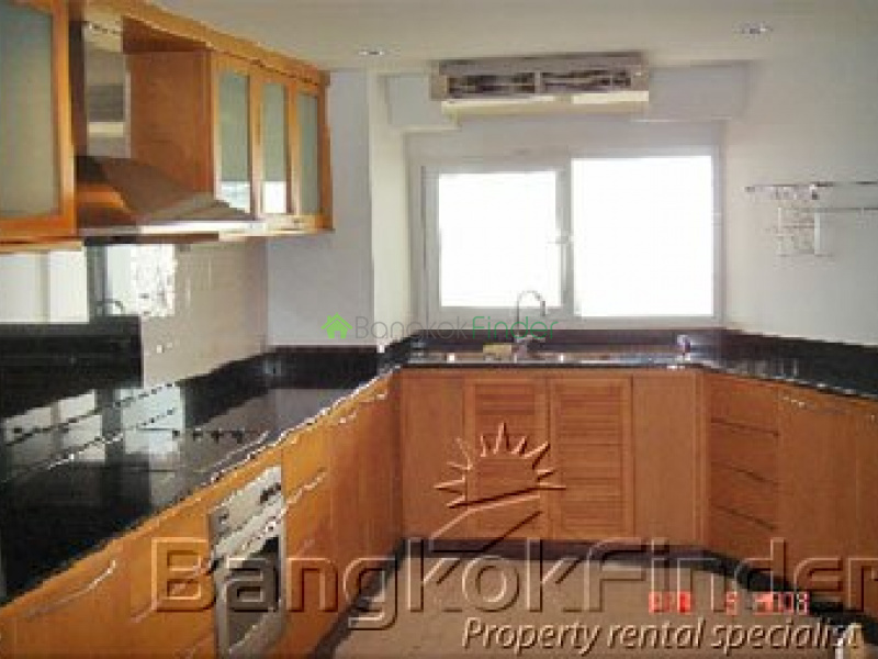 Sukhumvit-Nana, Nana, Bangkok, Thailand, 2 Bedrooms Bedrooms, ,2 BathroomsBathrooms,Condo,For Rent,Newton Tower,Sukhumvit-Nana,622