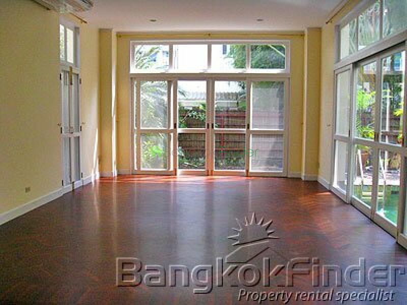 55 Sukhumvit- Thonglor- Bangkok- Thailand, 5 Bedrooms Bedrooms, ,6 BathroomsBathrooms,House,For Rent,Sukhumvit,625