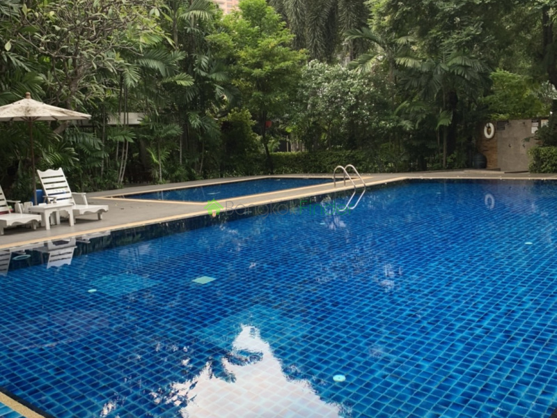 Sathorn, Sathorn, Bangkok, Thailand, 3 Bedrooms Bedrooms, ,4 BathroomsBathrooms,Condo,For Rent,Serenity Park,Sathorn,646