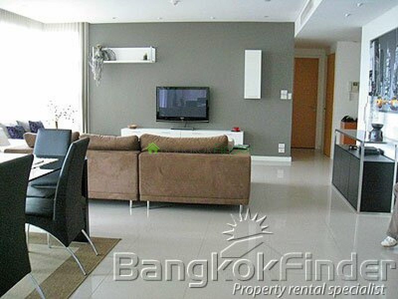 Sukhumvit-Ekamai, Ekamai, Bangkok, Thailand, 3 Bedrooms Bedrooms, ,3 BathroomsBathrooms,Condo,For Rent,Fullerton Sukhumvit,Sukhumvit-Ekamai,657