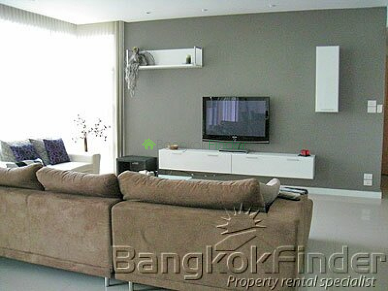 Sukhumvit-Ekamai, Ekamai, Bangkok, Thailand, 3 Bedrooms Bedrooms, ,3 BathroomsBathrooms,Condo,For Rent,Fullerton Sukhumvit,Sukhumvit-Ekamai,657