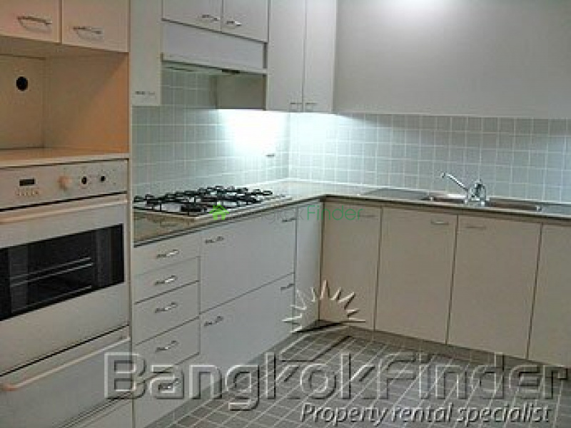 Sathorn, Sathorn, Bangkok, Thailand, 4 Bedrooms Bedrooms, ,4 BathroomsBathrooms,Condo,For Rent,Tipamas Suites,Sathorn,694