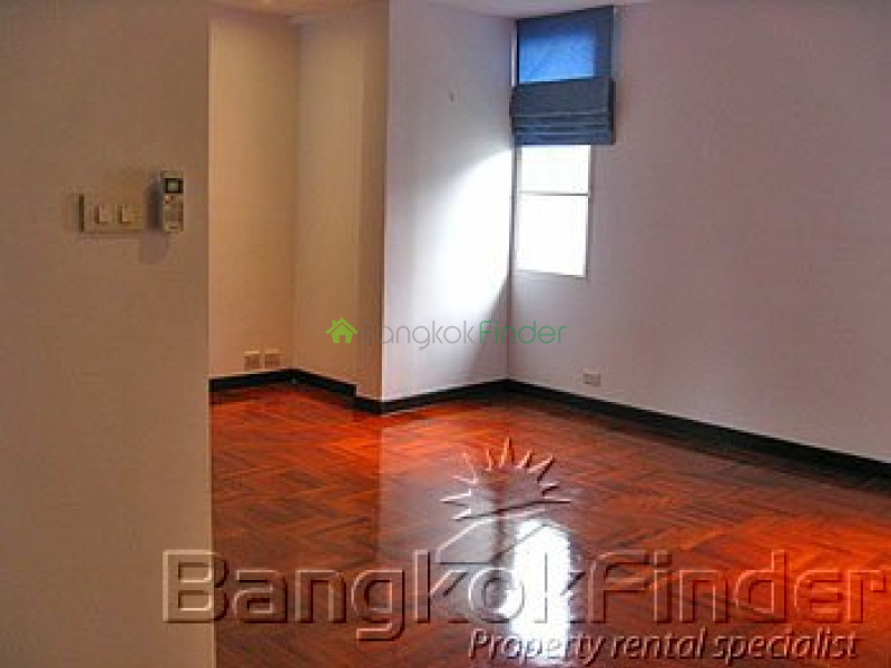 55 Sukhumvit, Thonglor, Bangkok, Thailand, 4 Bedrooms Bedrooms, ,5 BathroomsBathrooms,House,For Rent,Sukhumvit,696