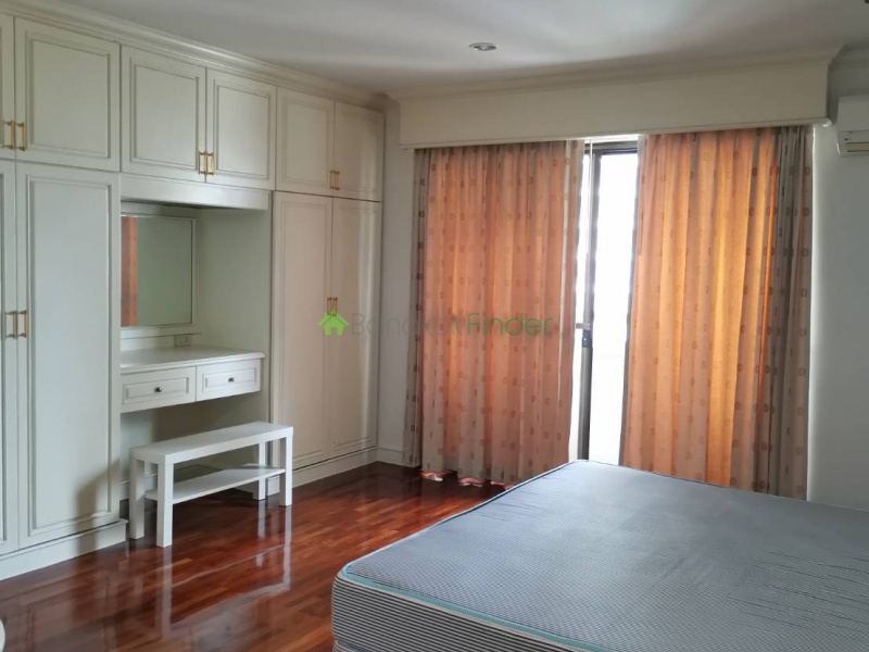 39 Sukhumvit, Phrom Phong, Bangkok, Thailand, 3 Bedrooms Bedrooms, ,3 BathroomsBathrooms,Condo,For Rent,Baan Sunpetch,Sukhumvit,5525