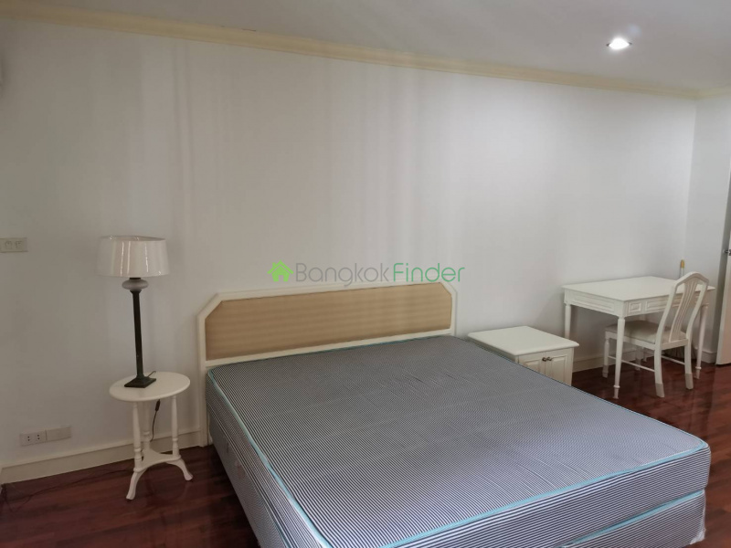 39 Sukhumvit, Phrom Phong, Bangkok, Thailand, 3 Bedrooms Bedrooms, ,3 BathroomsBathrooms,Condo,For Rent,Baan Sunpetch,Sukhumvit,5525