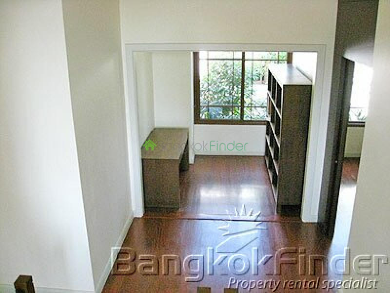 Sukhumvit- Phra Kanong- Phra Khanong- Bangkok- Thailand, 4 Bedrooms Bedrooms, ,5 BathroomsBathrooms,House,Sold,Sukhumvit-Phra Kanong,738