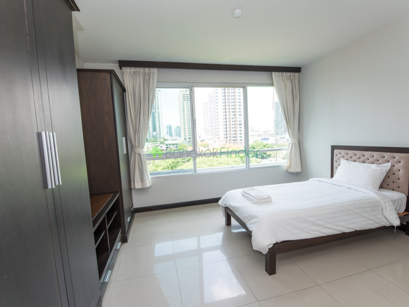 Soi PhrapinijNarathiwat Soi 7 Sathorn, Sathorn, Bangkok, Thailand, 4 Bedrooms Bedrooms, ,4 BathroomsBathrooms,Condo,For Rent,Baan Thirapa,Soi PhrapinijNarathiwat Soi 7 Sathorn,743